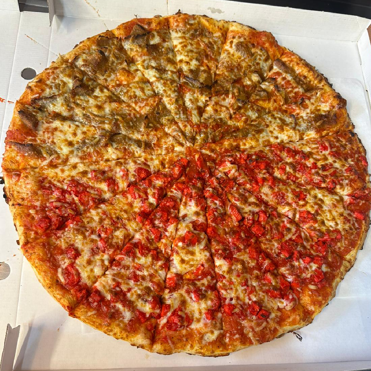 Ultimate Pizzas Served at Red Tiffin Takeaway in Glasgow